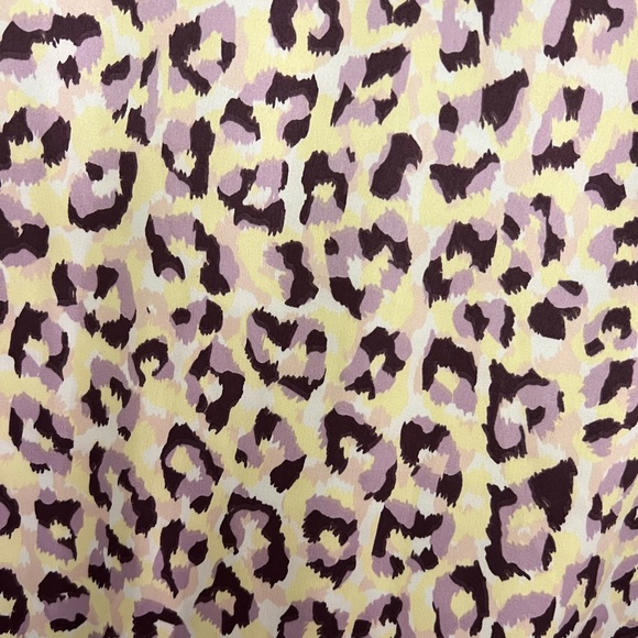 TORRID | Light Yellow & Mauve Pink Leopard Satin Midi Slip Skirt Size 2 - Picture 3 of 10